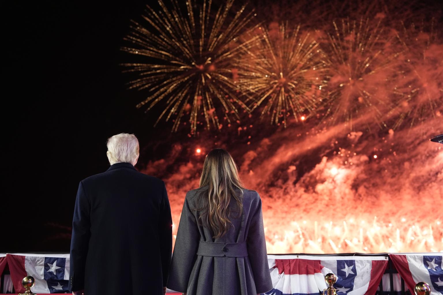 Festa com fogos de artifício marca início do fim de semana de posse de Trump