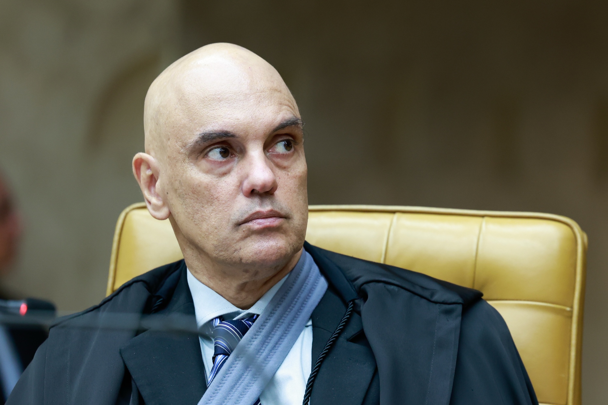 Moraes repreende advogado e diz que não vai permitir circo no “meu tribunal”