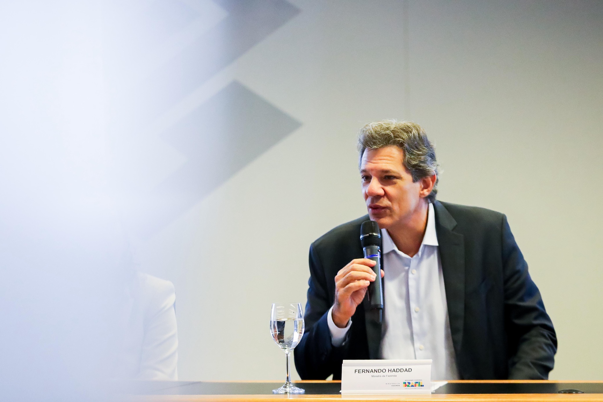 “Efeito Nikolas” fez governo Lula recuar de alta no IOF para evitar crise similar à do Pix