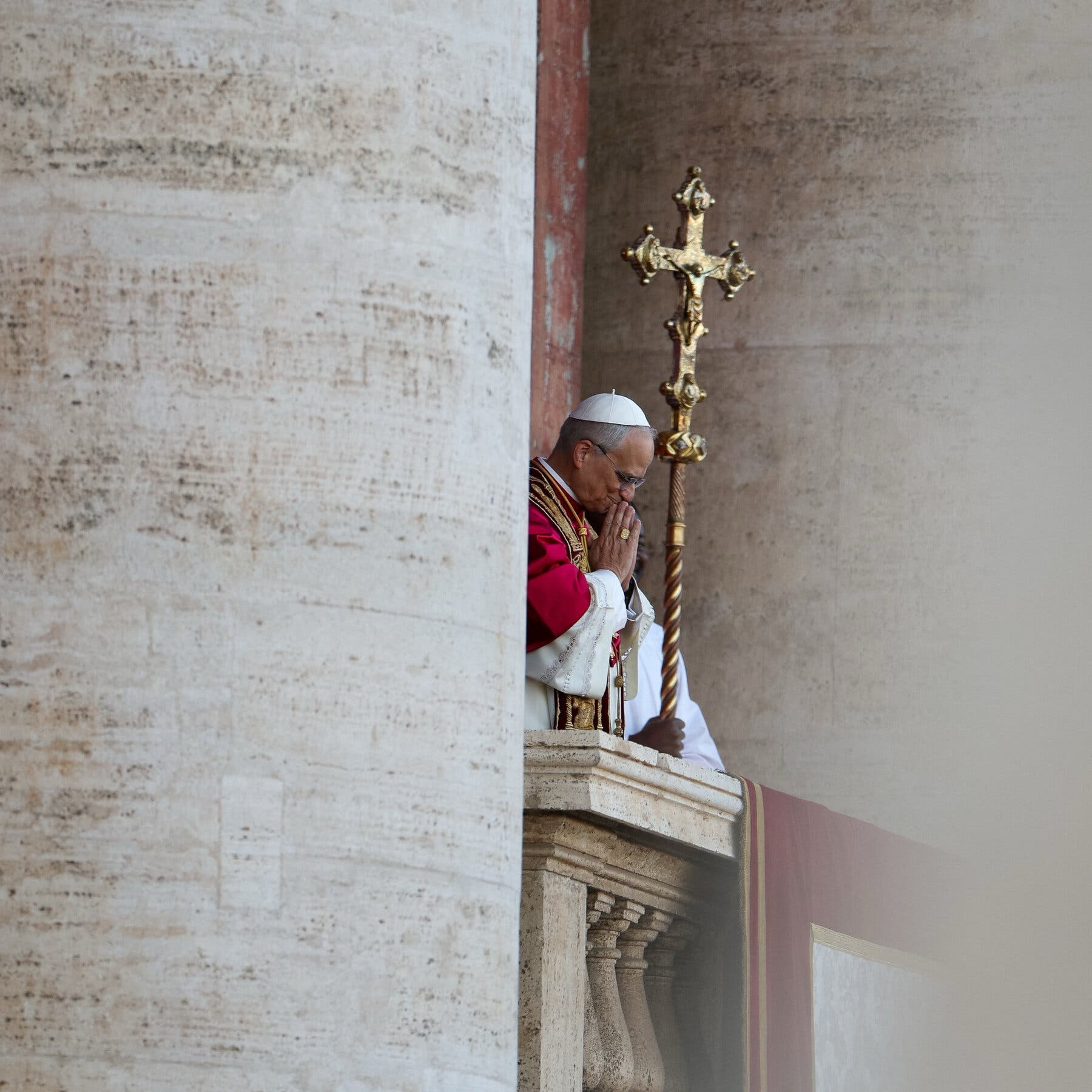 Em discurso inicial, Papa Leão XIV pede paz, diálogo e unidade à Igreja