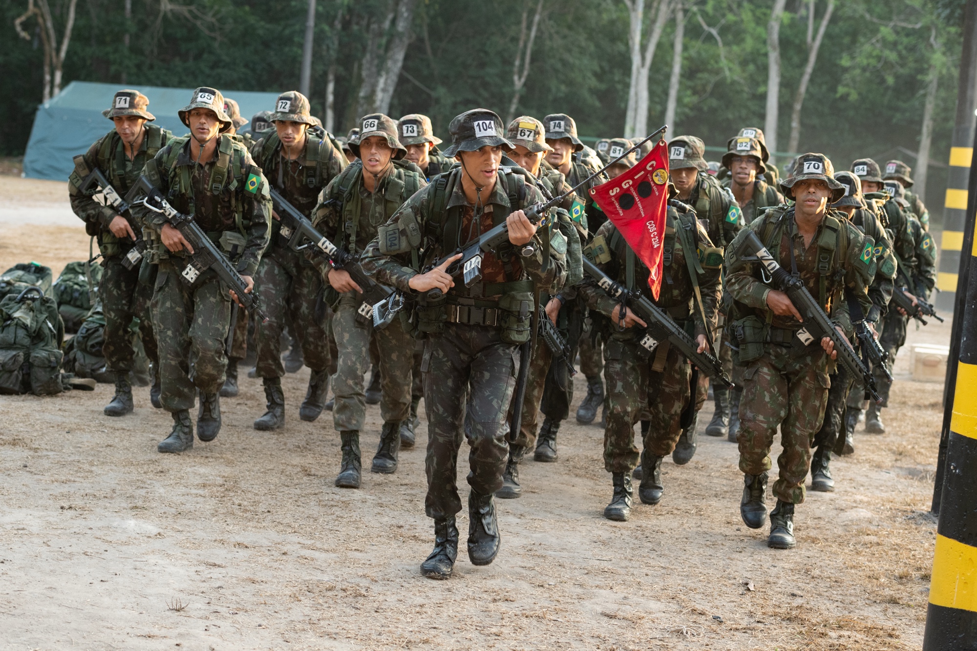 Exército recebe recomendação da DPU para protocolo de inclusão de pessoas trans