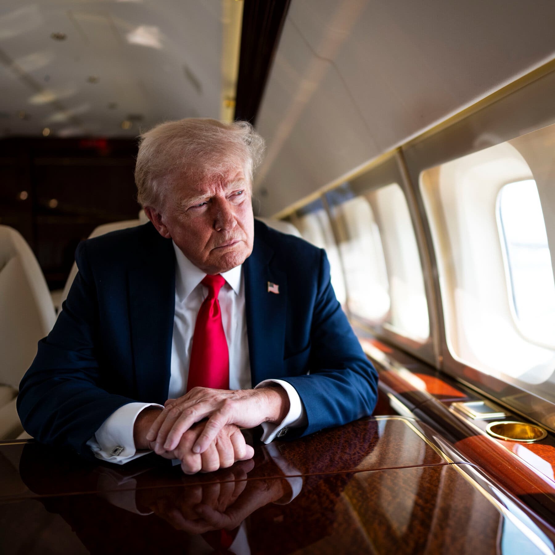 Trump discutirá fim da guerra na Ucrânia com Putin na segunda-feira