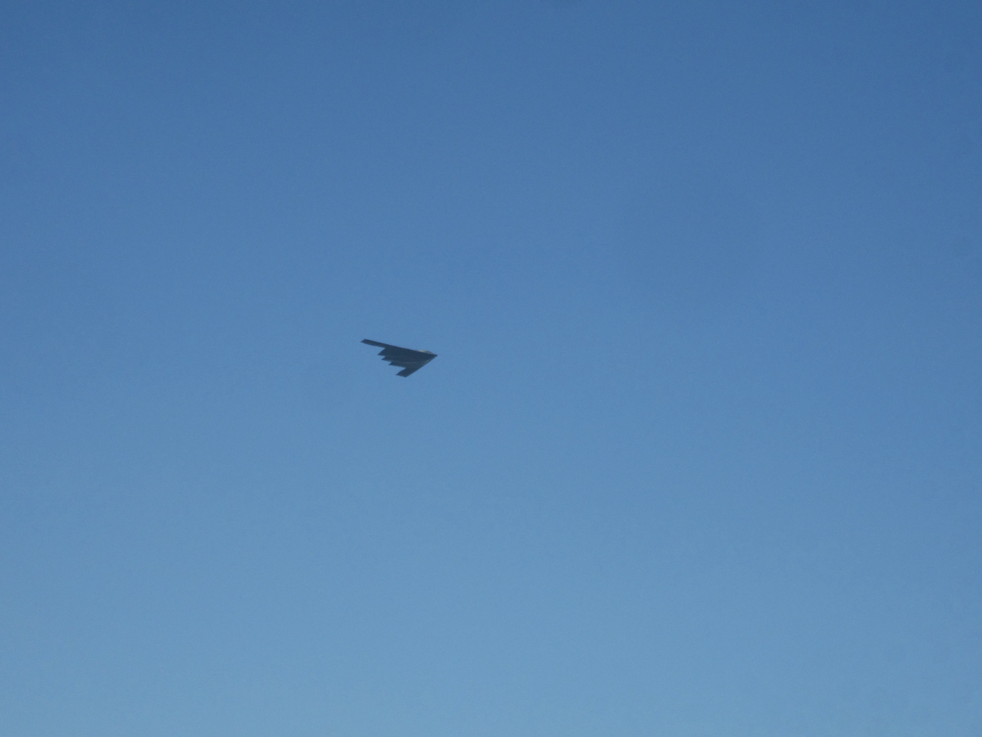 EUA usam seis B-2 para atacar Fordow com bombas destruidoras