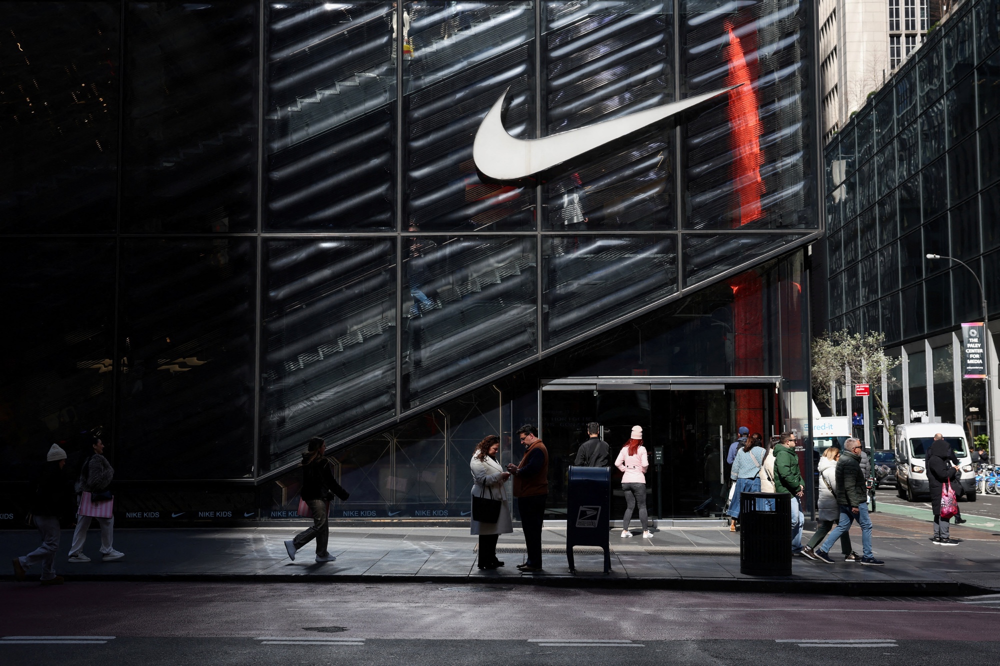Nike vai reduzir produção na China para driblar tarifas dos EUA