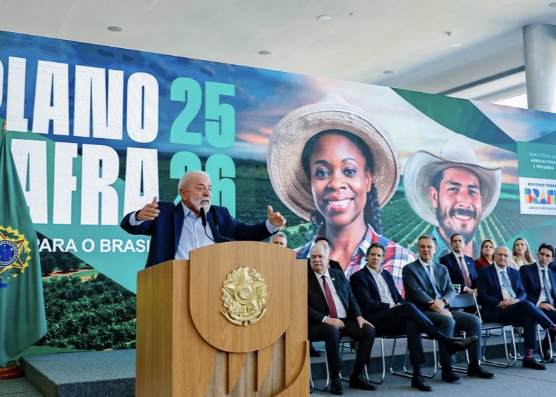 Lula propõe tornar 2 de Julho data nacional da independência