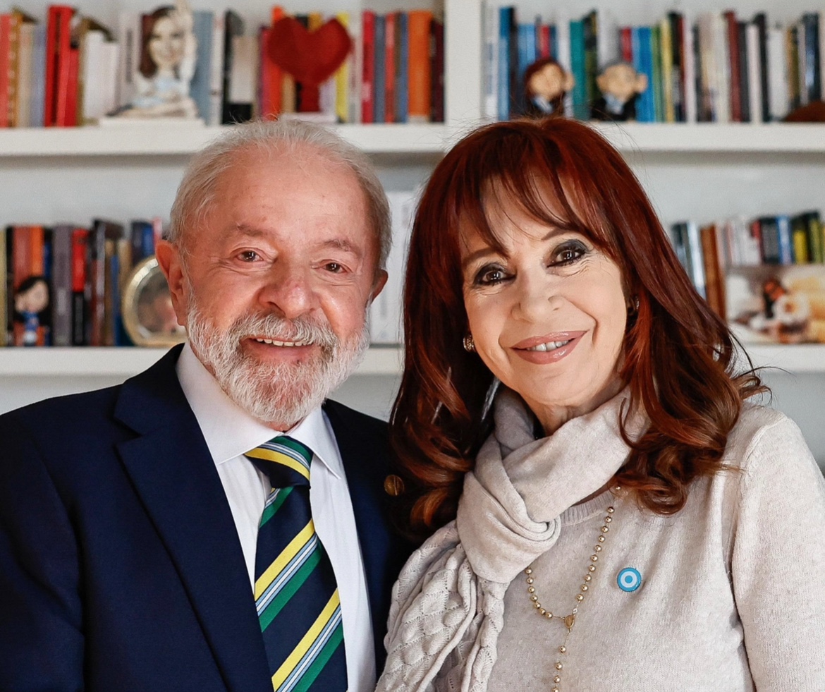 Lula visita Cristina Kirchner na Argentina, condenada por corrupção