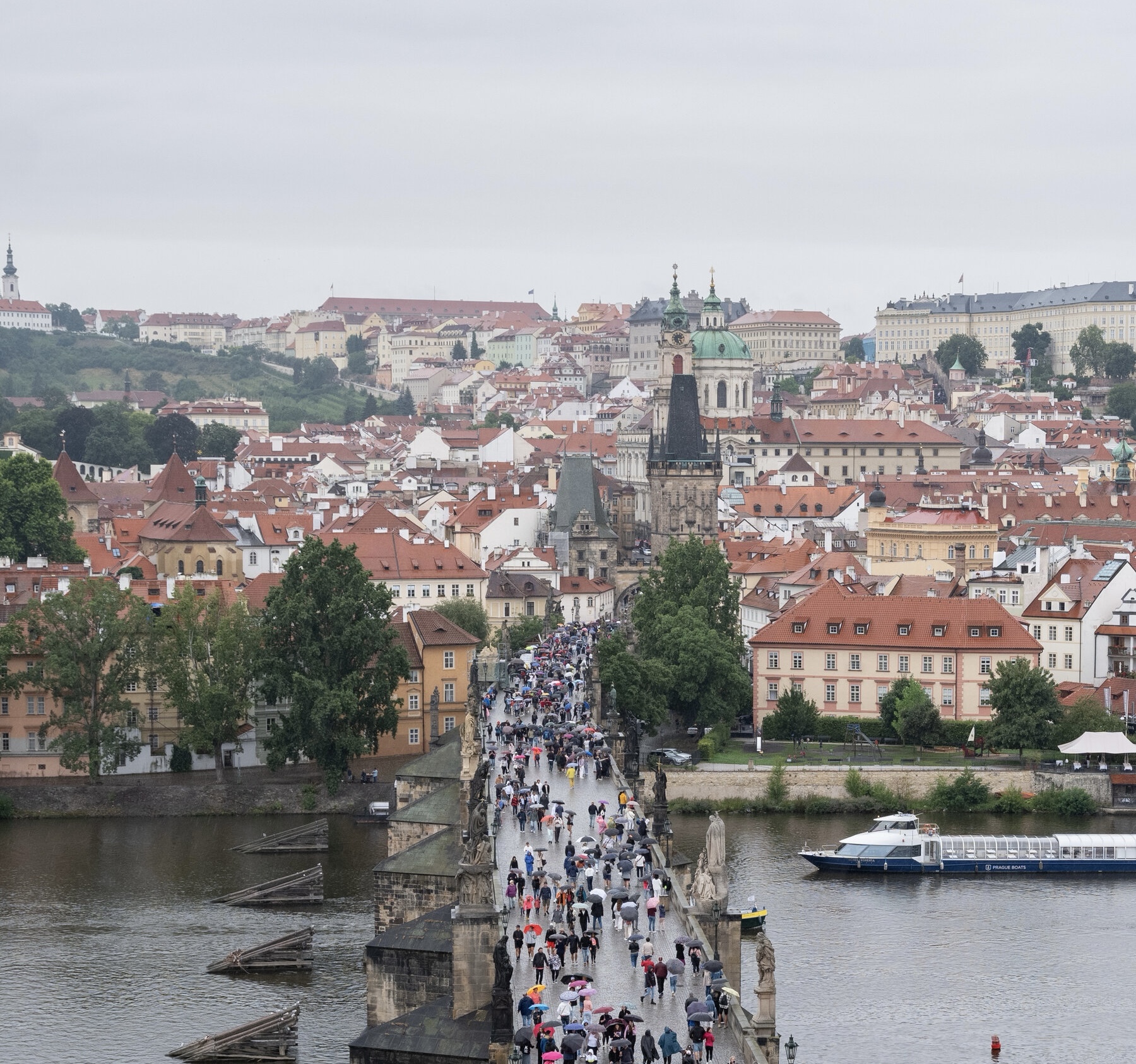Apagão atinge República Tcheca e deixa grande parte do país no escuro