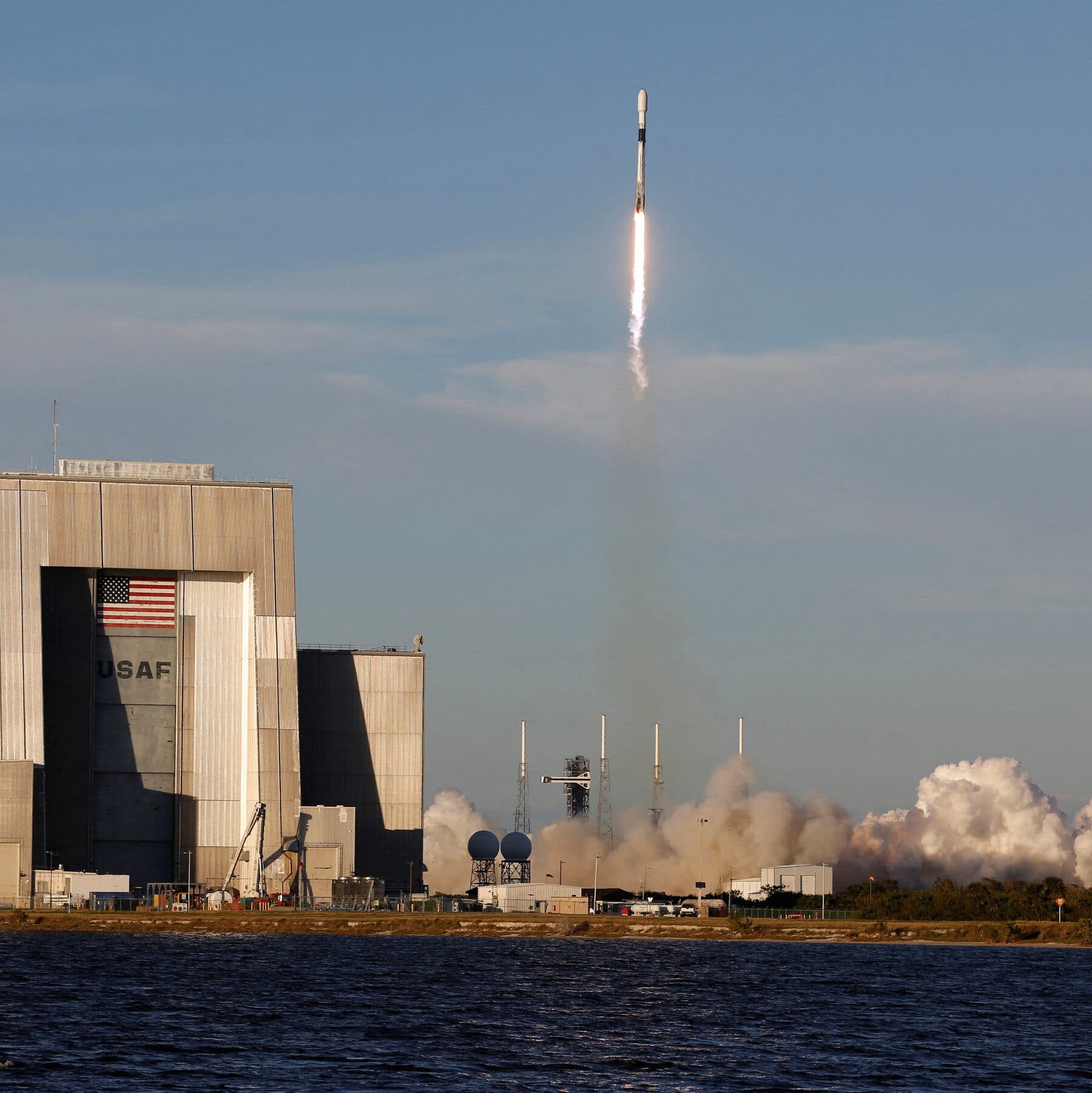 Como os EUA têm e mantêm o mundo em suas mãos — não é só o dólar, é o GPS