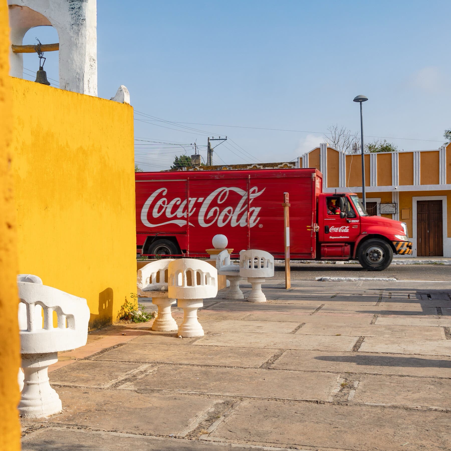 Após pedido de Trump, Coca-Cola muda versão para açúcar de cana nos EUA
