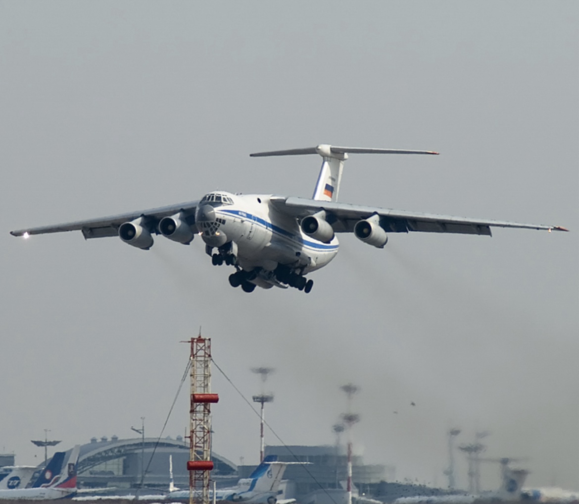 Avião russo sancionado pelos EUA pousa no Brasil