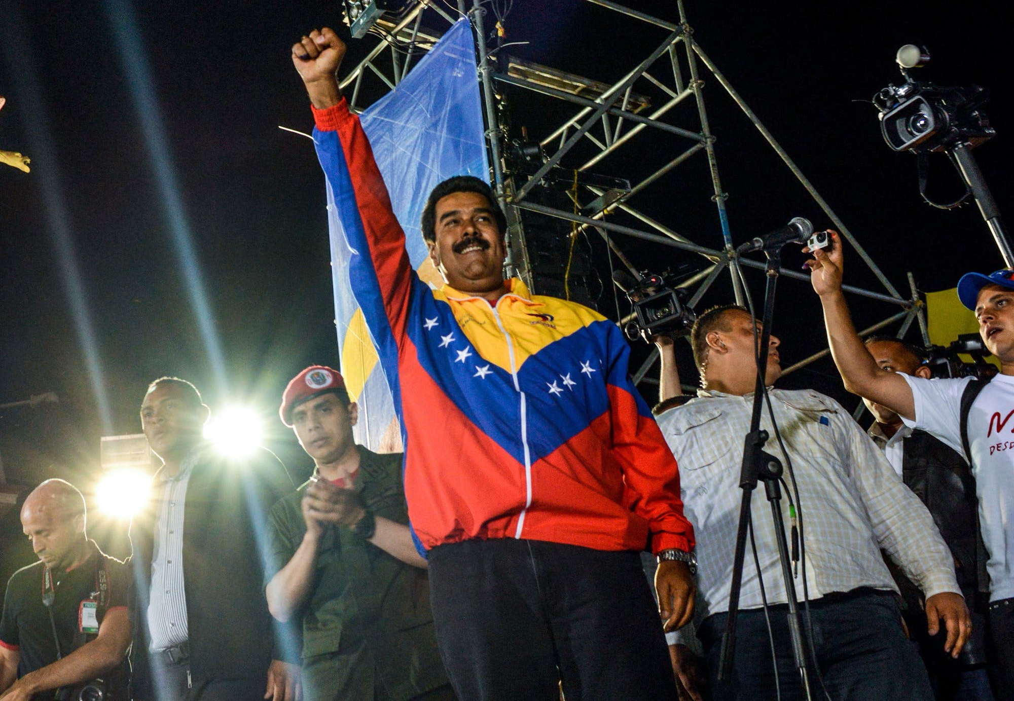 Regime de Maduro cairá até o final deste ano, diz senador dos EUA