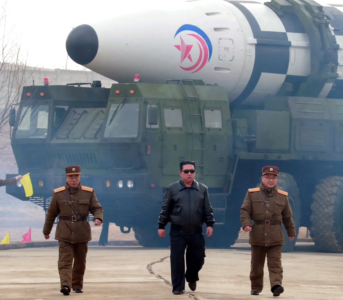 Kim Jong Un promete expandir arsenal nuclear após exercícios EUA-Coreia