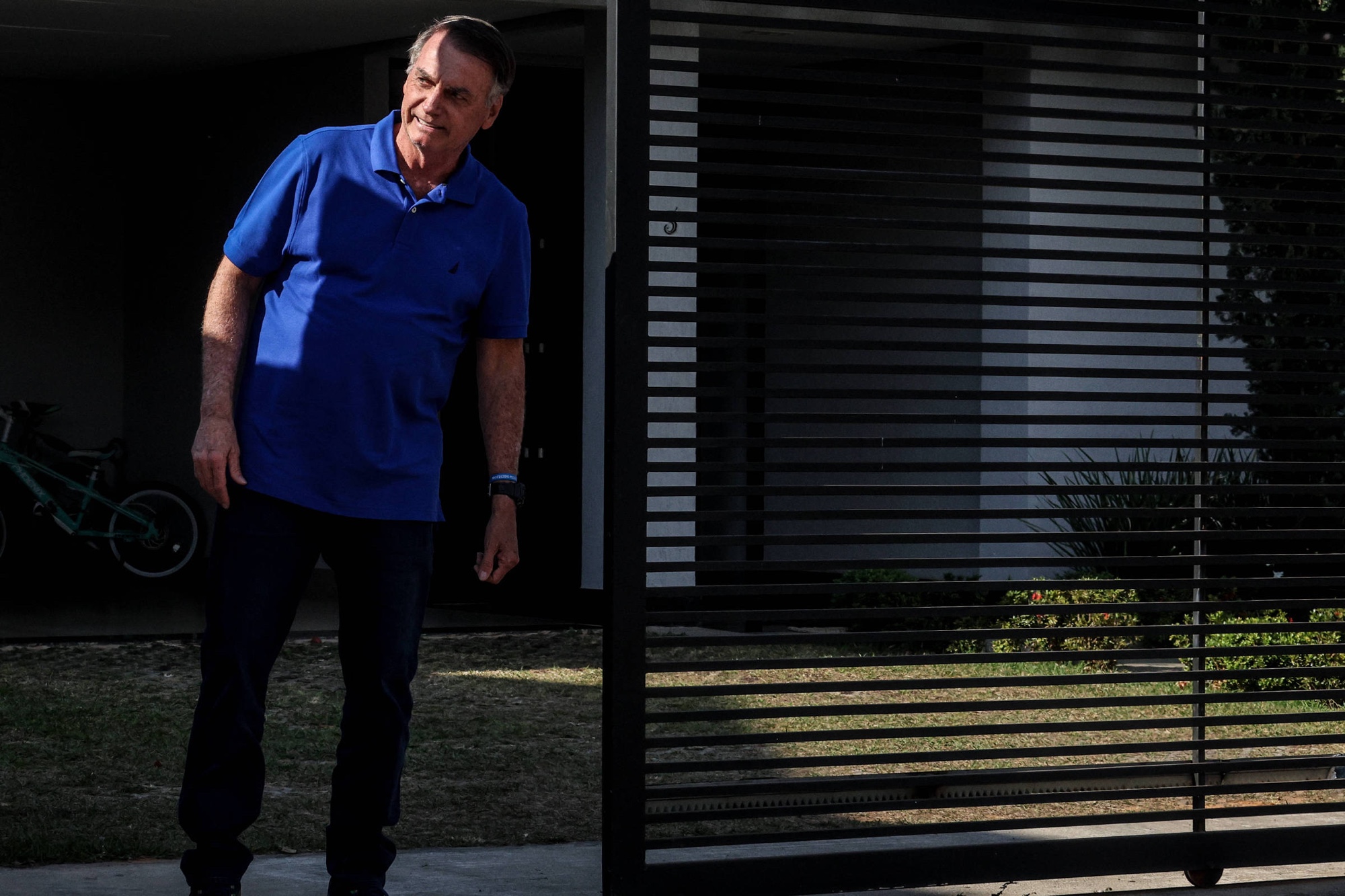 PF diz temer que Bolsonaro “pule muro de vizinho” e fuja do condomínio