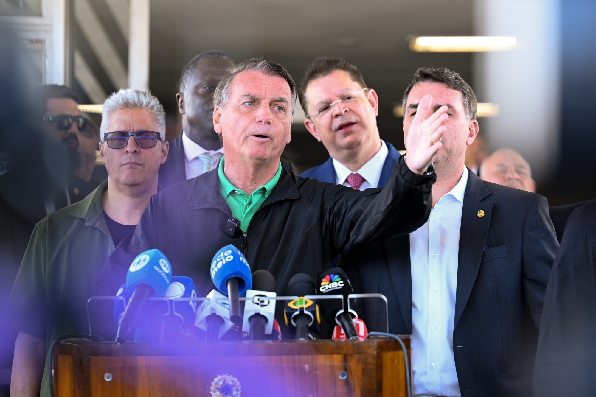 49% consideram exagerada pena de Bolsonaro e 35% adequada, diz Quaest