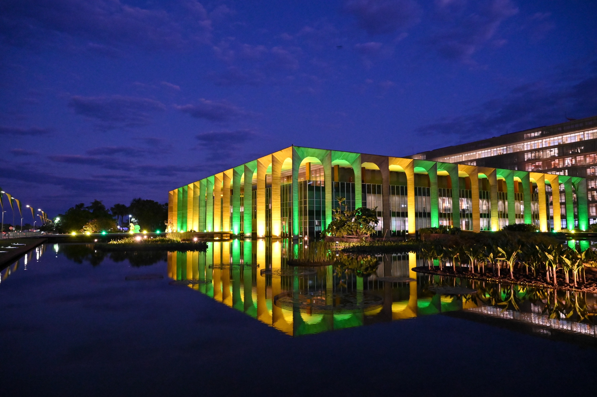 Governo Trump não intimidará a “democracia” brasileira, diz Itamaraty