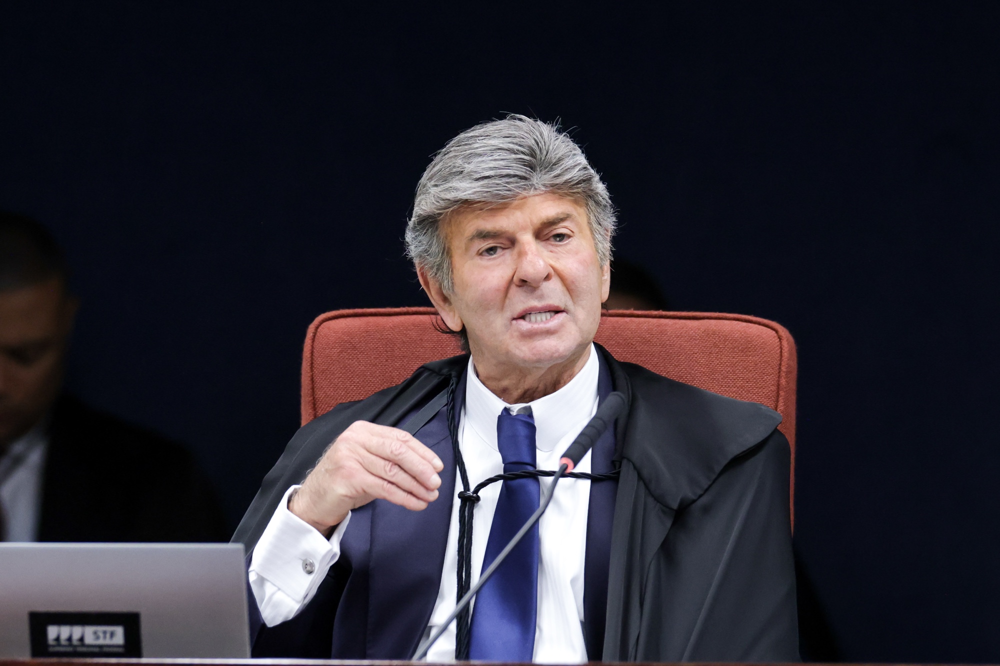 Fux propõe anular processo do STF contra Bolsonaro e outros réus