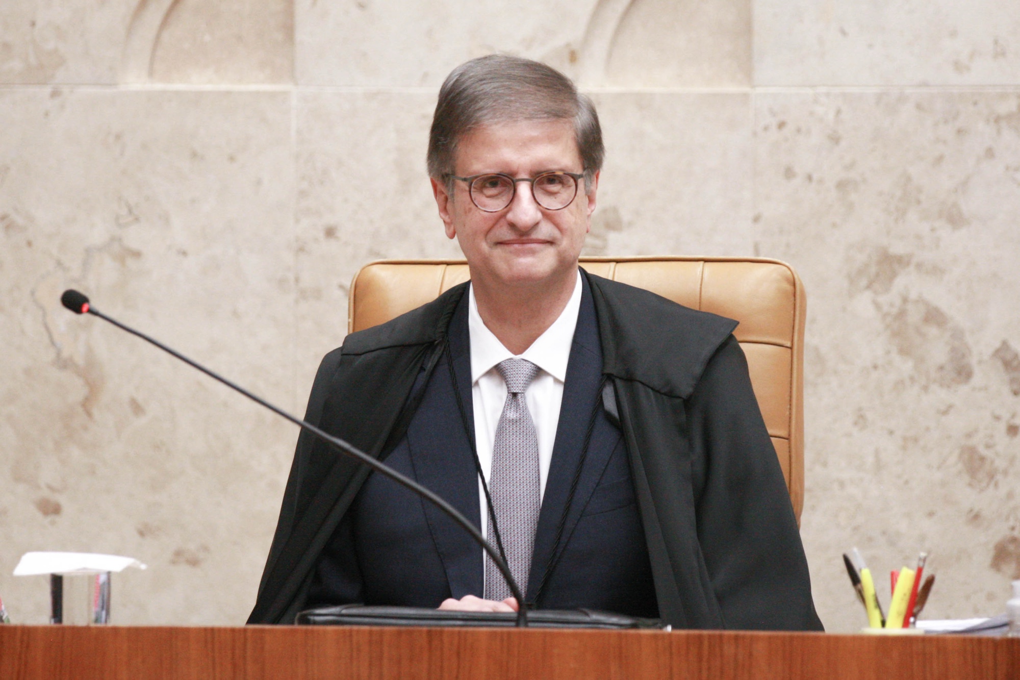 PGR denuncia Eduardo Bolsonaro e Paulo Figueiredo por coação no STF