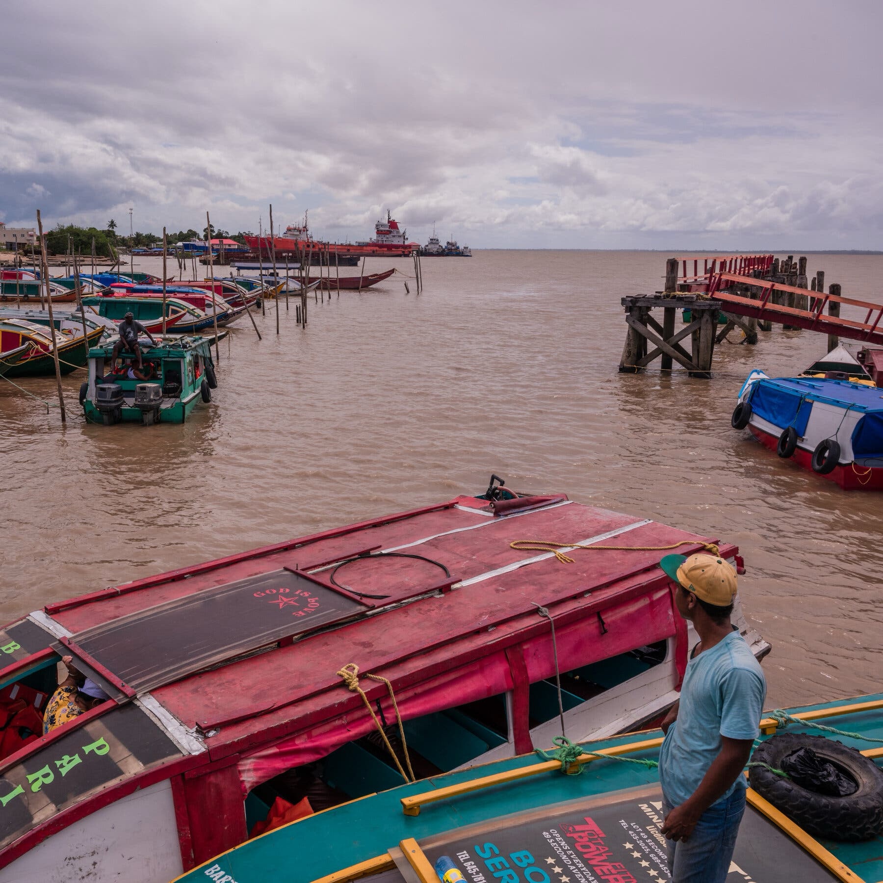Guiana denuncia disparos venezuelanos contra embarcação eleitoral
