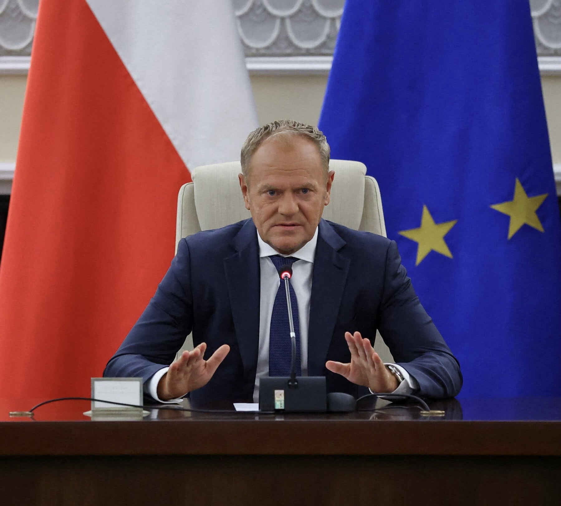 Polônia diz que abaterá objetos russos que violarem seu espaço aéreo