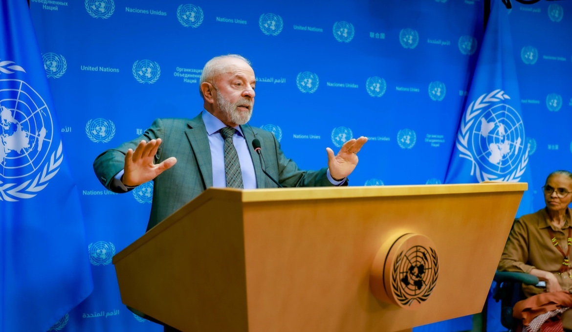 Lula diz que levará Janja ao encontro com Trump