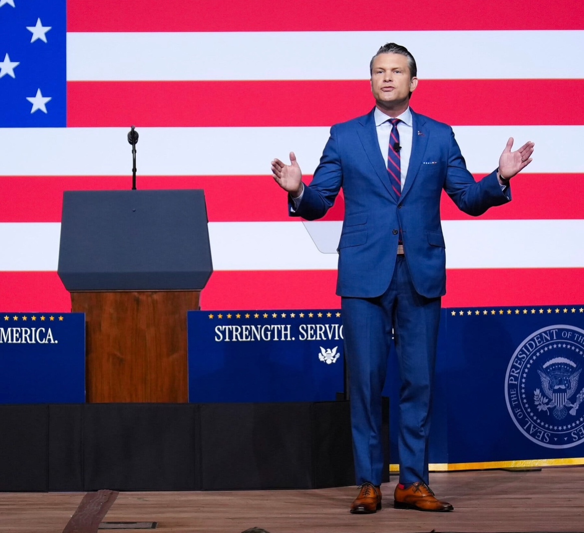 Hegseth critica políticas de diversidade e anuncia mudanças no Pentágono