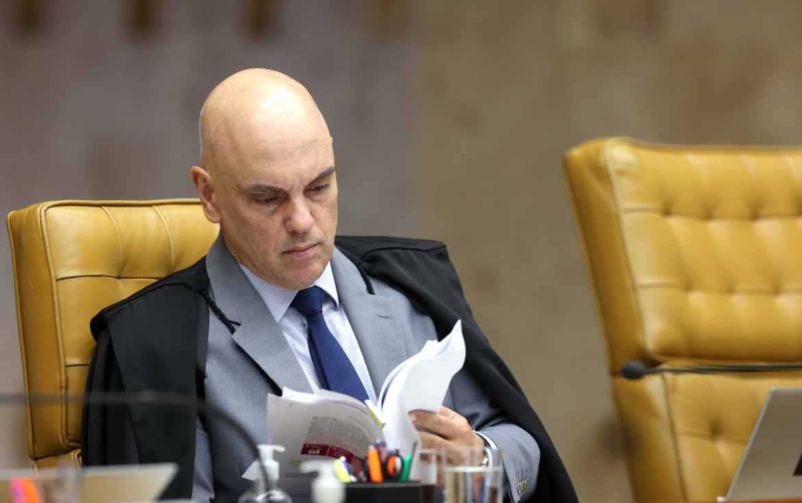 Moraes dá 24 horas para a PGR se manifestar após operação no Rio