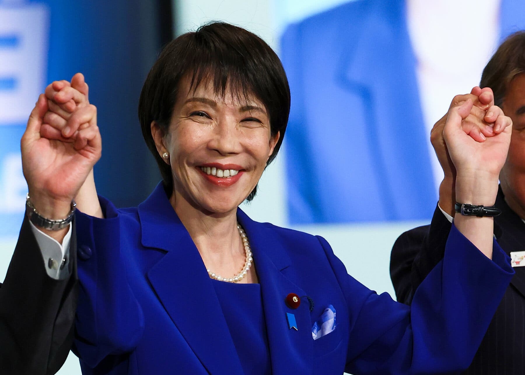 Conservadora vence eleição no Japão e pode ser a 1ª primeira-ministra japonesa