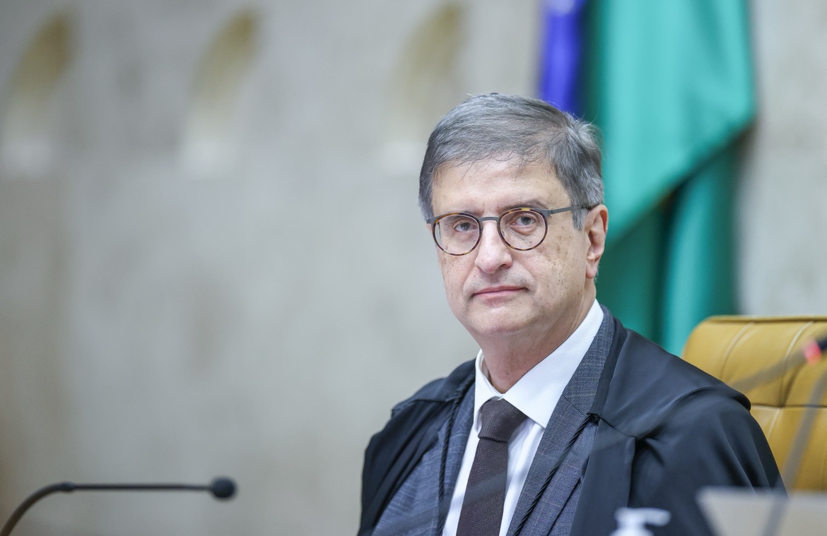 PGR quer retomar inquérito sobre interferência de Bolsonaro na PF