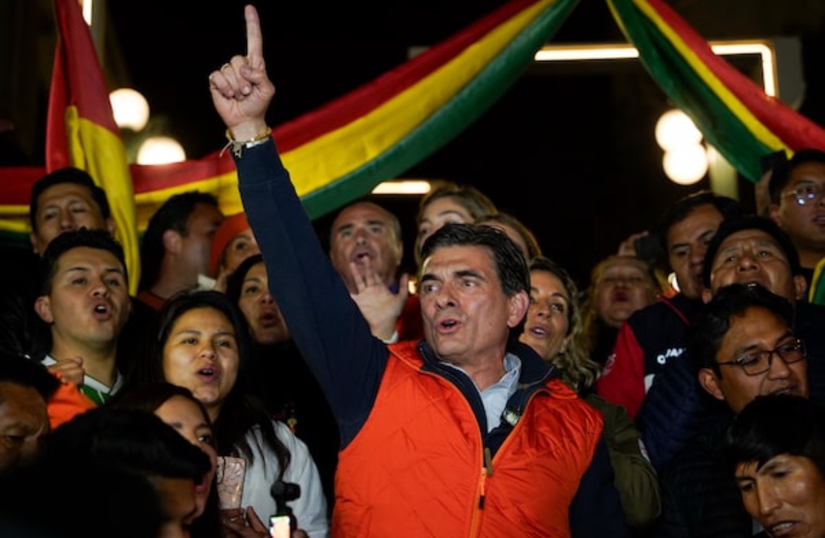 Após 20 anos, Bolívia elege Rodrigo Paz e encerra ciclo da esquerda