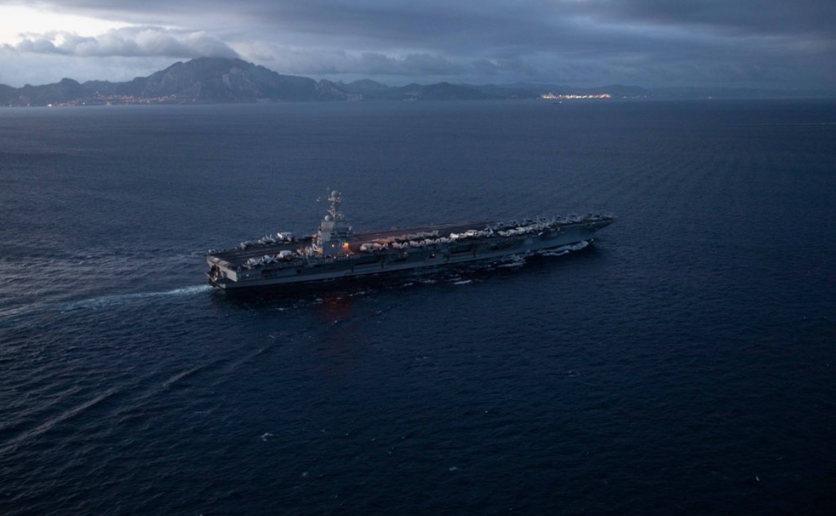 EUA moverão maior porta-aviões do mundo para a América do Sul