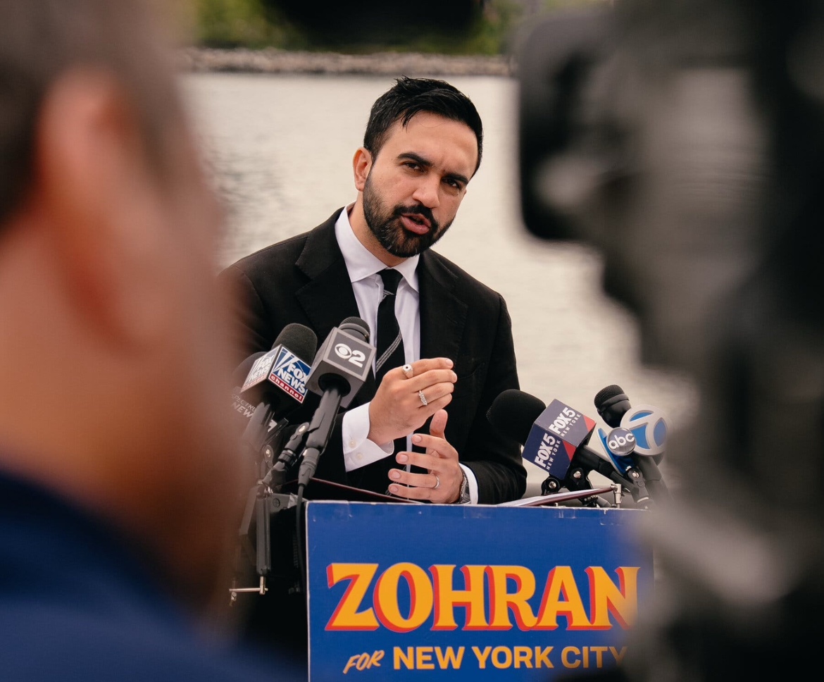 Mundo volta atenções a Nova York, que pode eleger prefeito muçulmano socialista