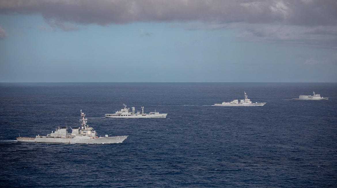 Presença naval dos EUA no Caribe não viola tratado, diz Brasil