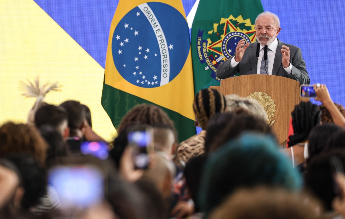 Lula proíbe uso de linguagem neutra como ‘‘todes’’ e ‘‘elu’’ no governo