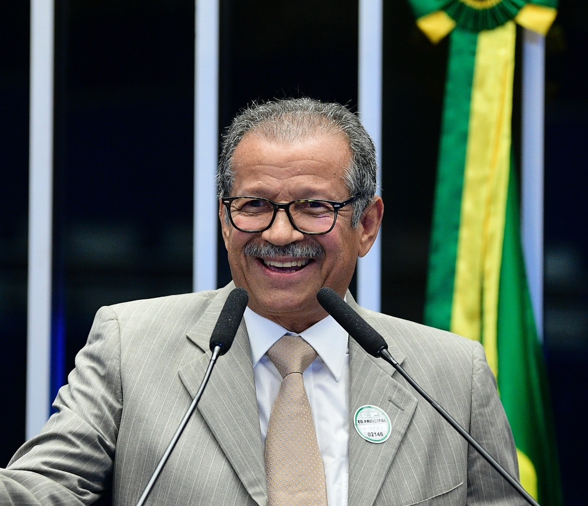 Desembargador pede paralisação do país após prisão de Bolsonaro