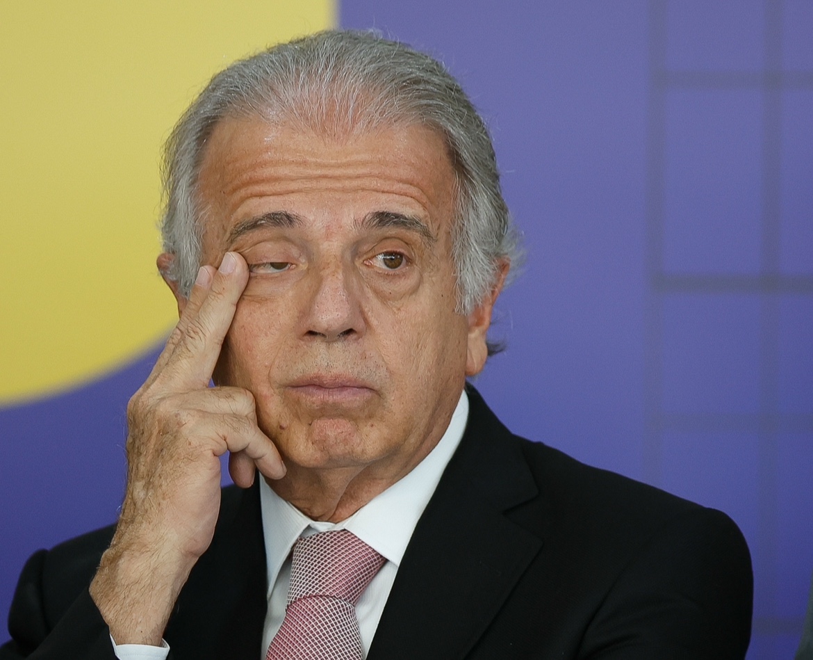 Ministro da Defesa afirma que punições recaem sobre CPFs, não instituições