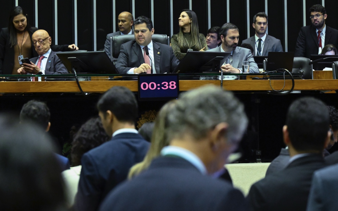 Congresso derruba vetos de Lula ao novo licenciamento ambiental e impõe derrota ao governo