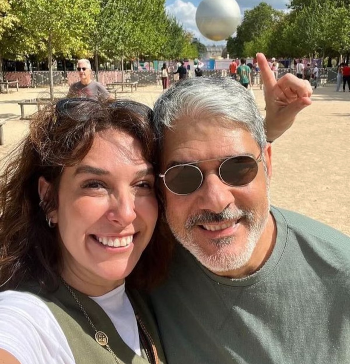 Após sair do JN, Bonner curte férias em Nova York, nos EUA