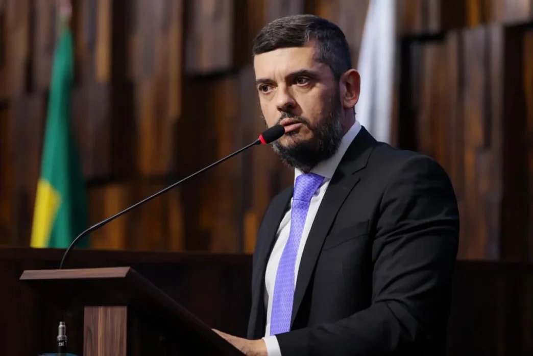 Alerj revoga prisão de deputado preso pela PF por 42 votos a 21