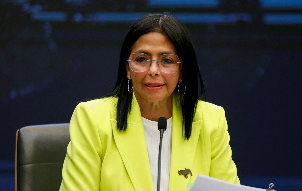 Presidente interina da Venezuela apela por relação e diálogo com os EUA