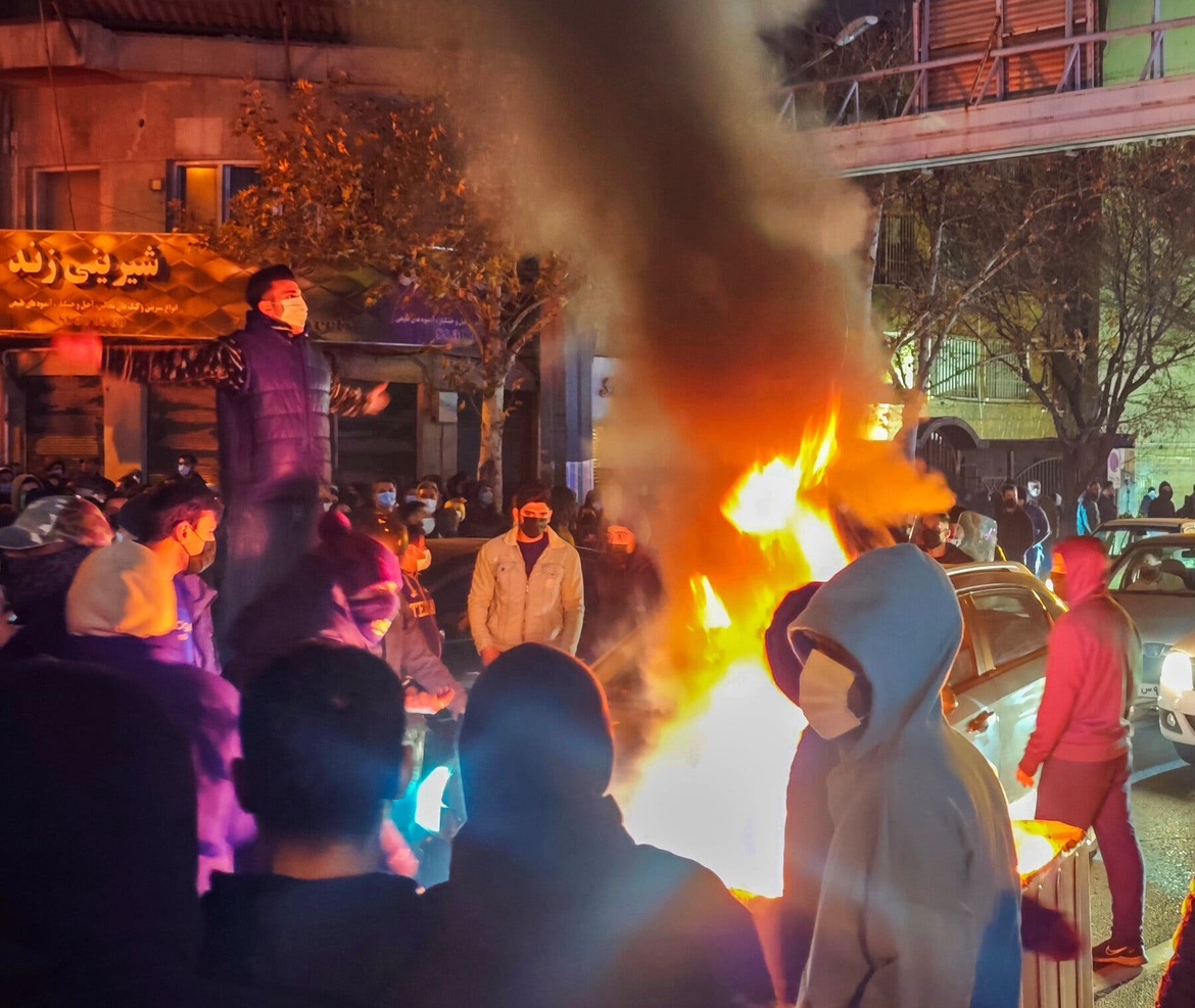 Mortos em protestos anti-regime no Irã chegam a 5.000