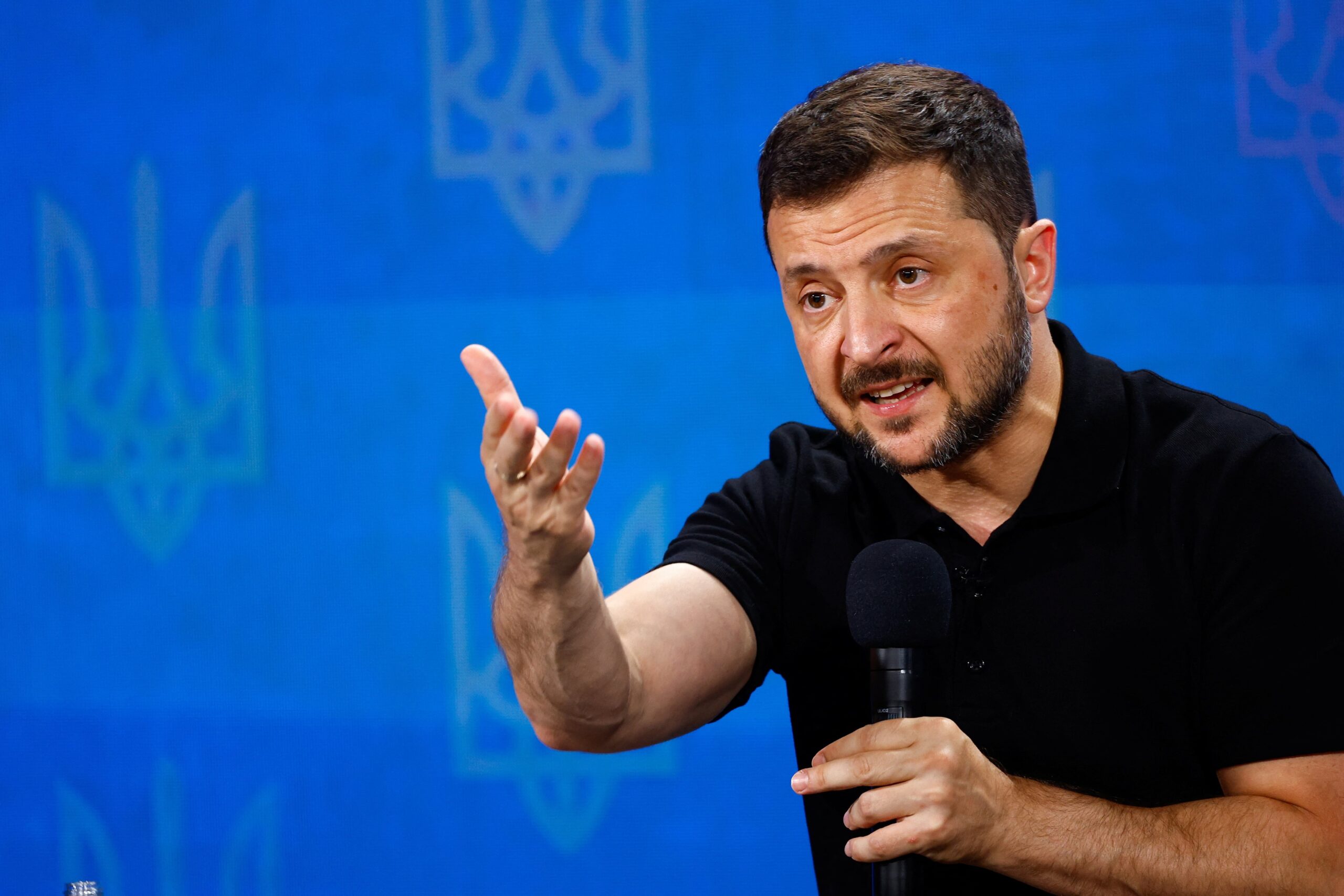 Zelensky propõe encontro com Putin e pede o fim da guerra
